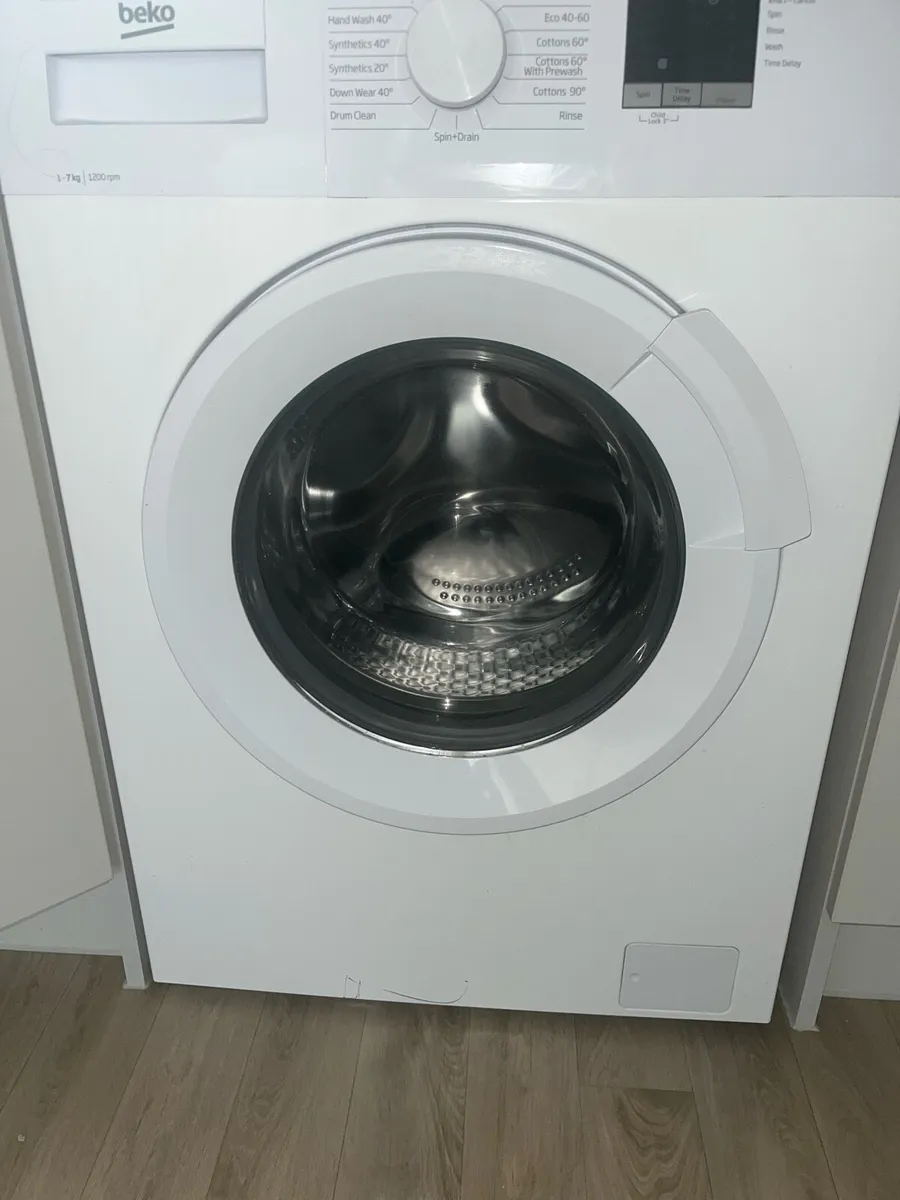 Beko 7kg washing machine - Image 1