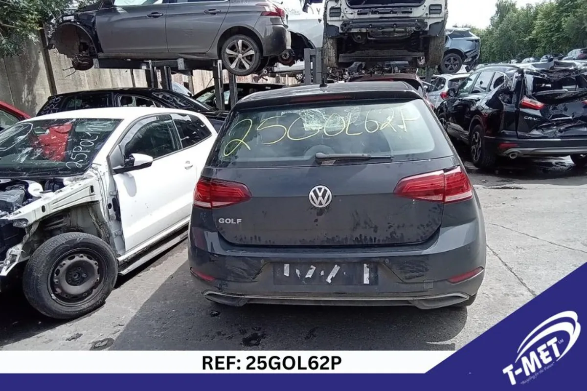 2018 VOLKSWAGEN GOLF BREAKING FOR PARTS - Image 2