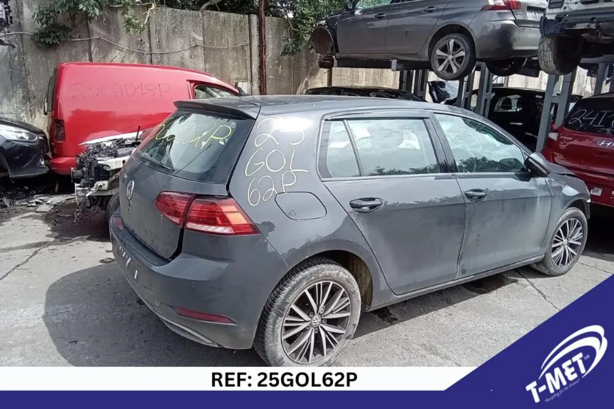 2018 VOLKSWAGEN GOLF BREAKING FOR PARTS - Image 3