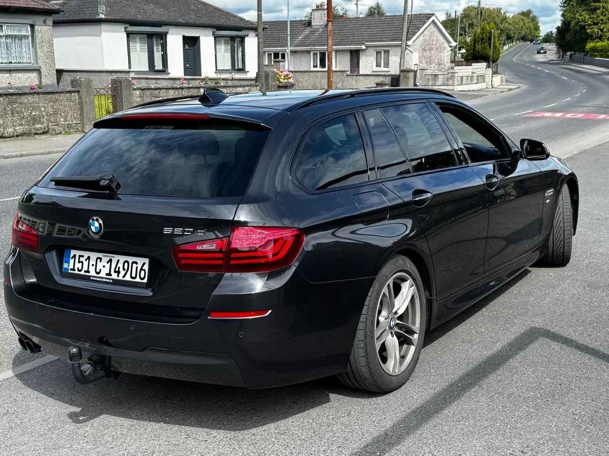 151 BMW 5 series Estate - Image 3