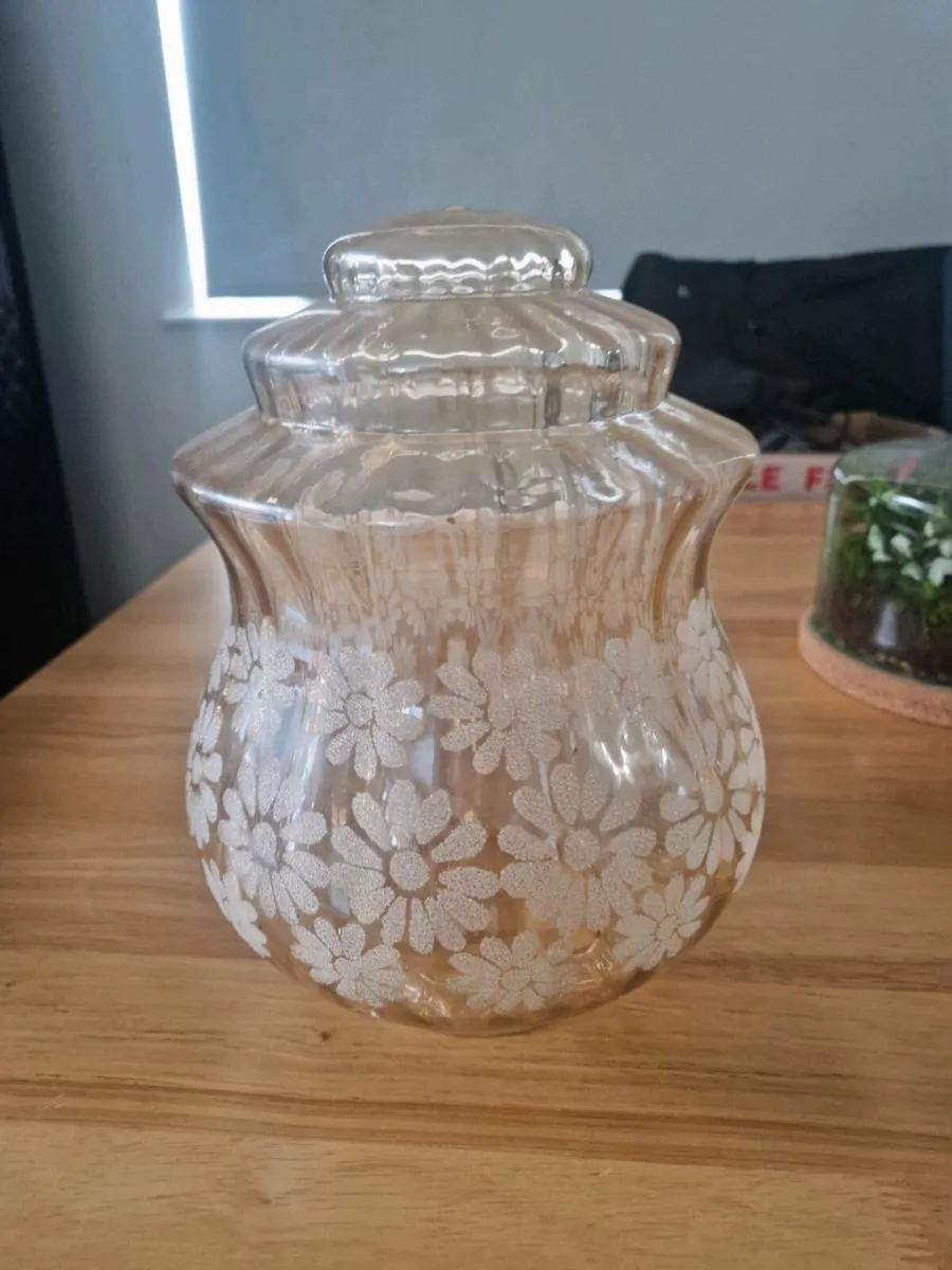 Antique light shade - Image 1