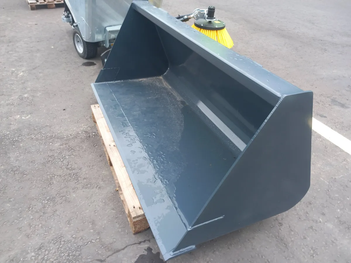 Tractor Bucket - Image 3