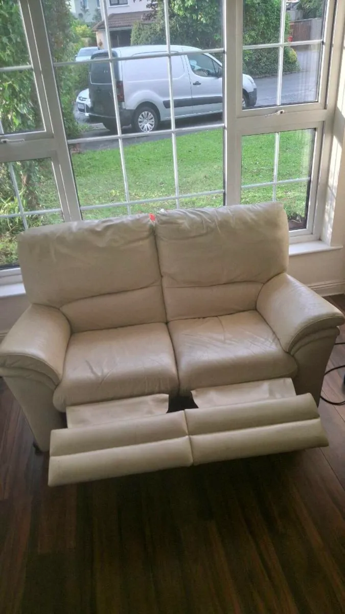 3,2,1 cream leather recliner sofa - Image 2