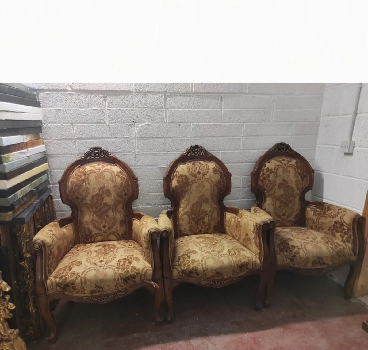 Arm chairs