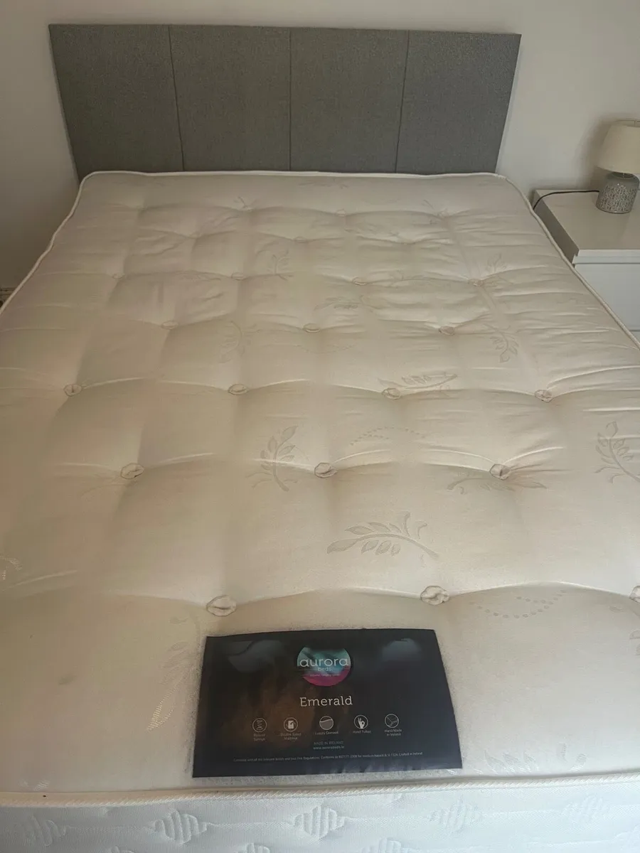 Beds - Image 1