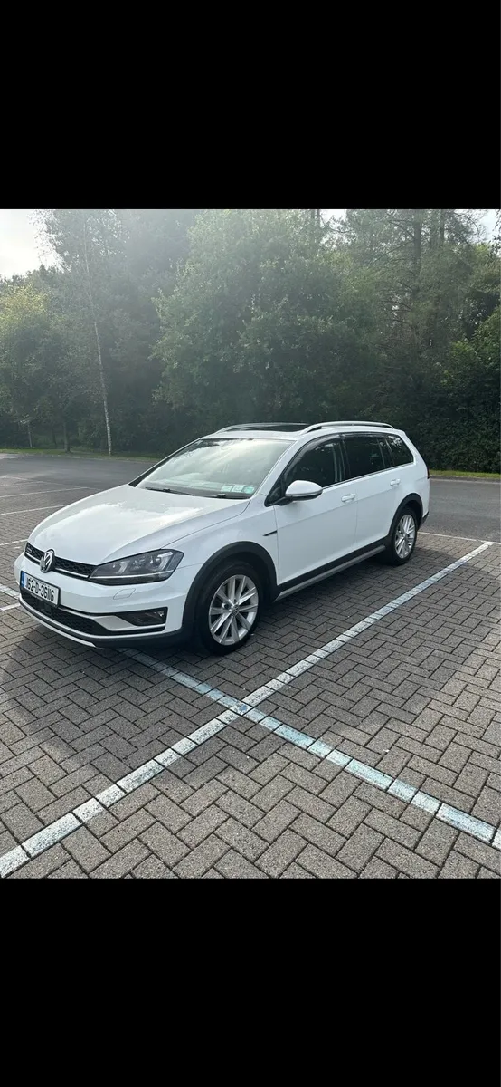 Volkswagen Golf Alltrack Auto DSG - Image 1