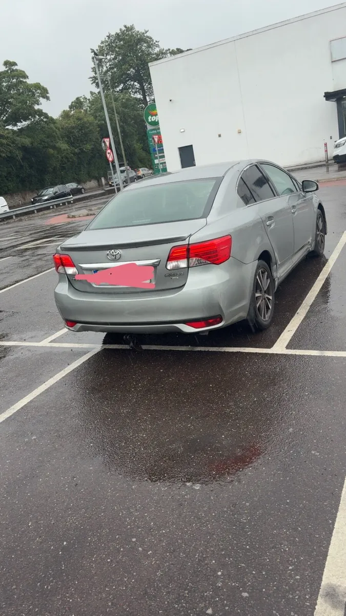 2014 Toyota avensis - Image 4