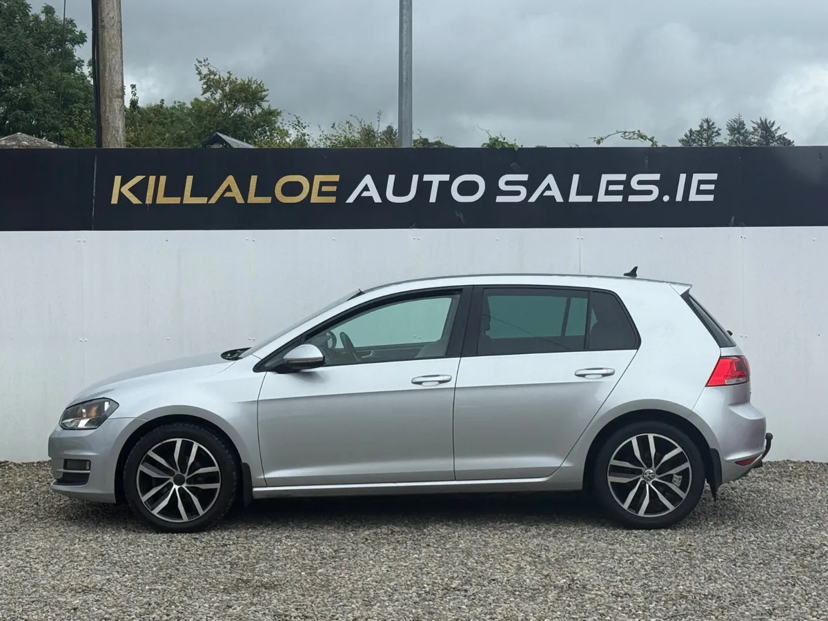 Volkswagen Golf 1.6TDI (Very Low Miles) - Image 4