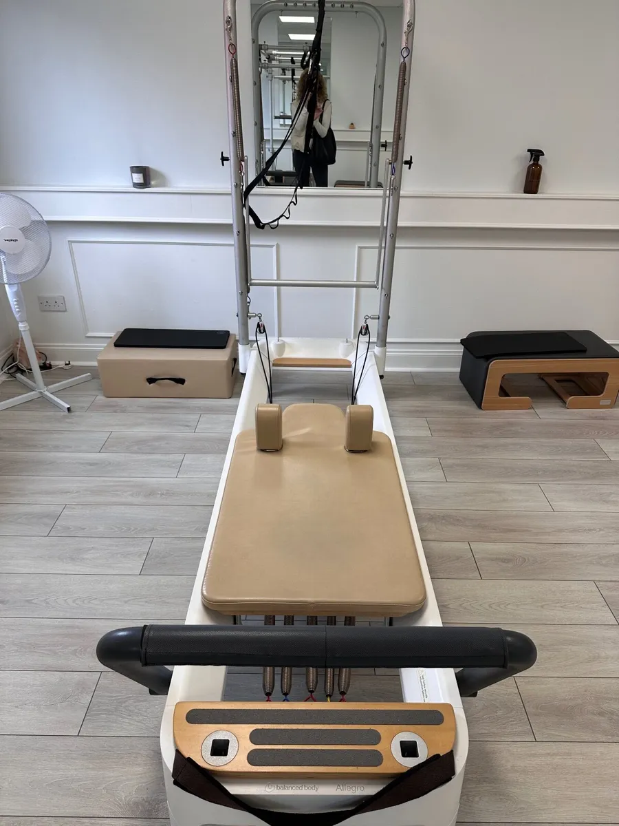 Pilates Reformer - Image 3
