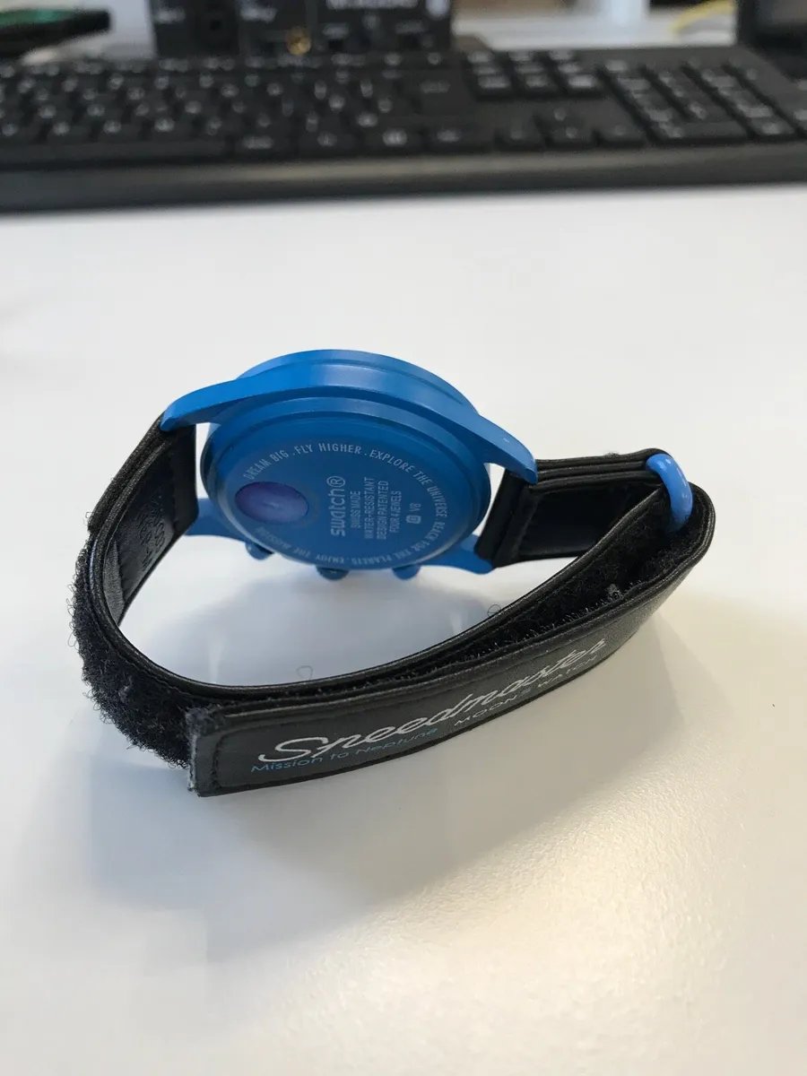 Omega MoonWatch - Image 2