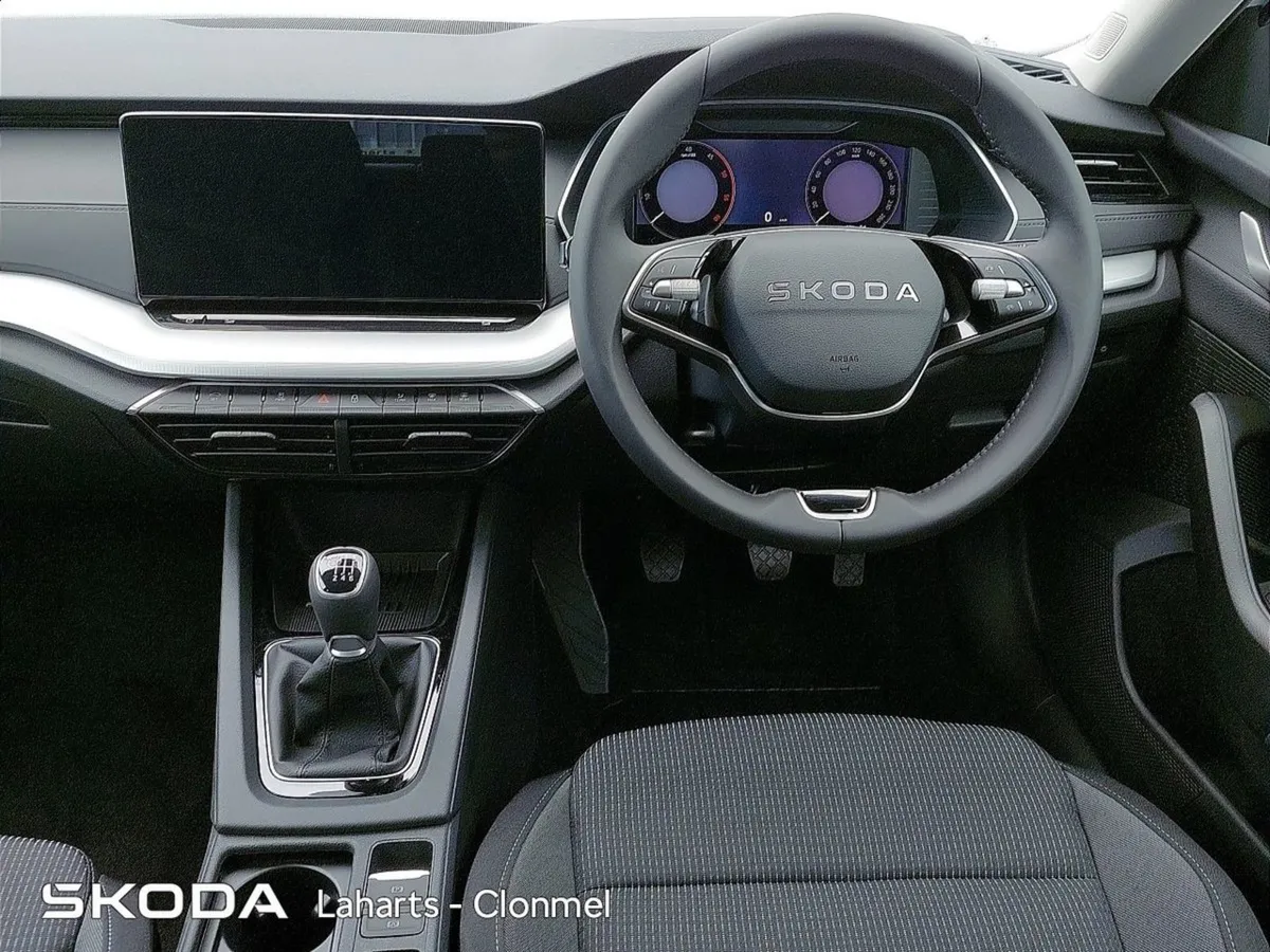 Skoda Octavia Selection 2.0tdi 115HP - Image 2
