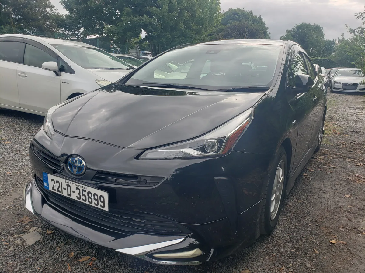 Toyota Prius 2022 - Image 1