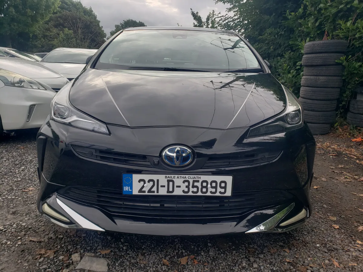 Toyota Prius 2022 - Image 2