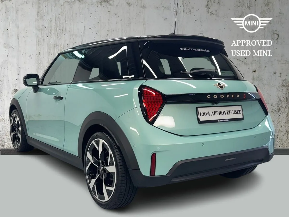 MINI Cooper Cooper S Exclusive - Image 2