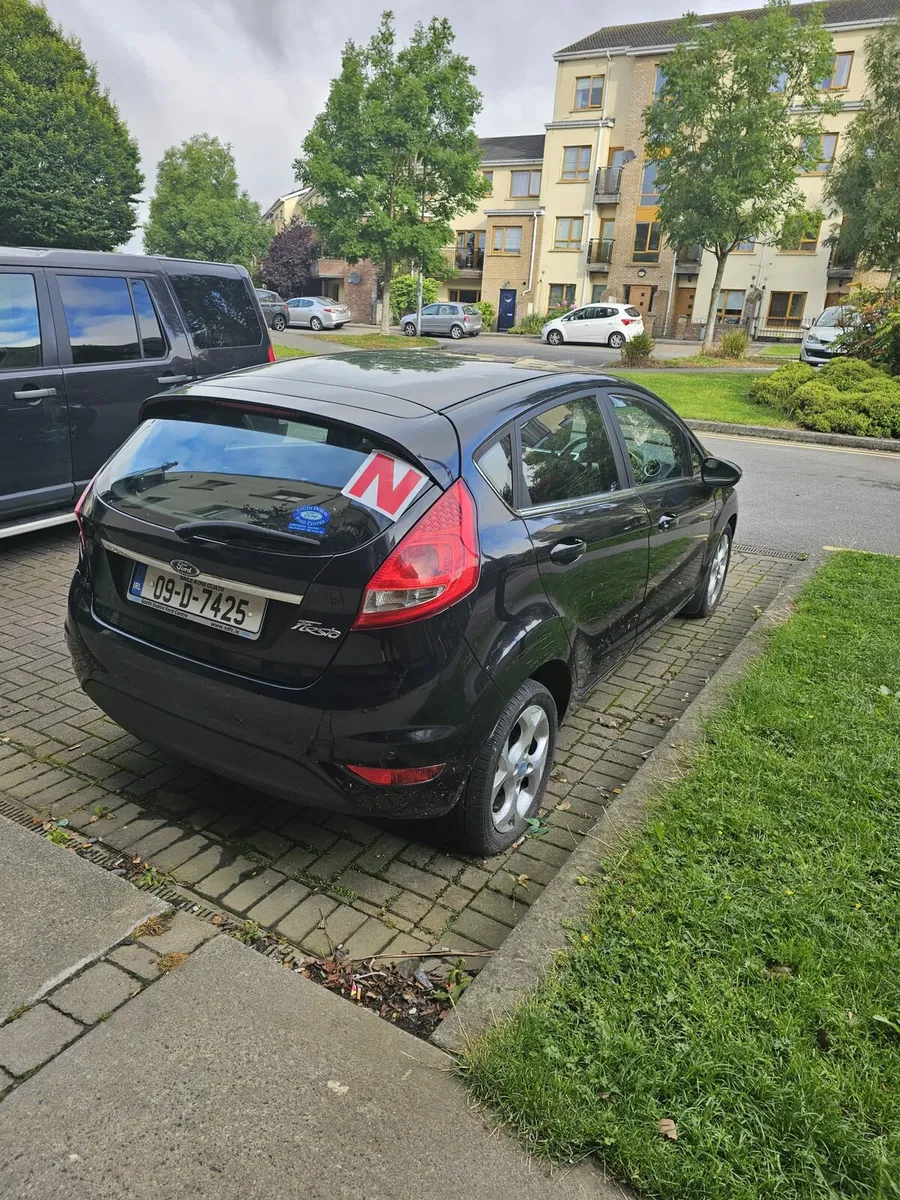 Ford Fiesta, 1.4 Automatic, €1900 - Image 2