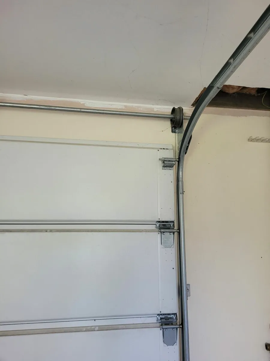 Garage door - Image 3