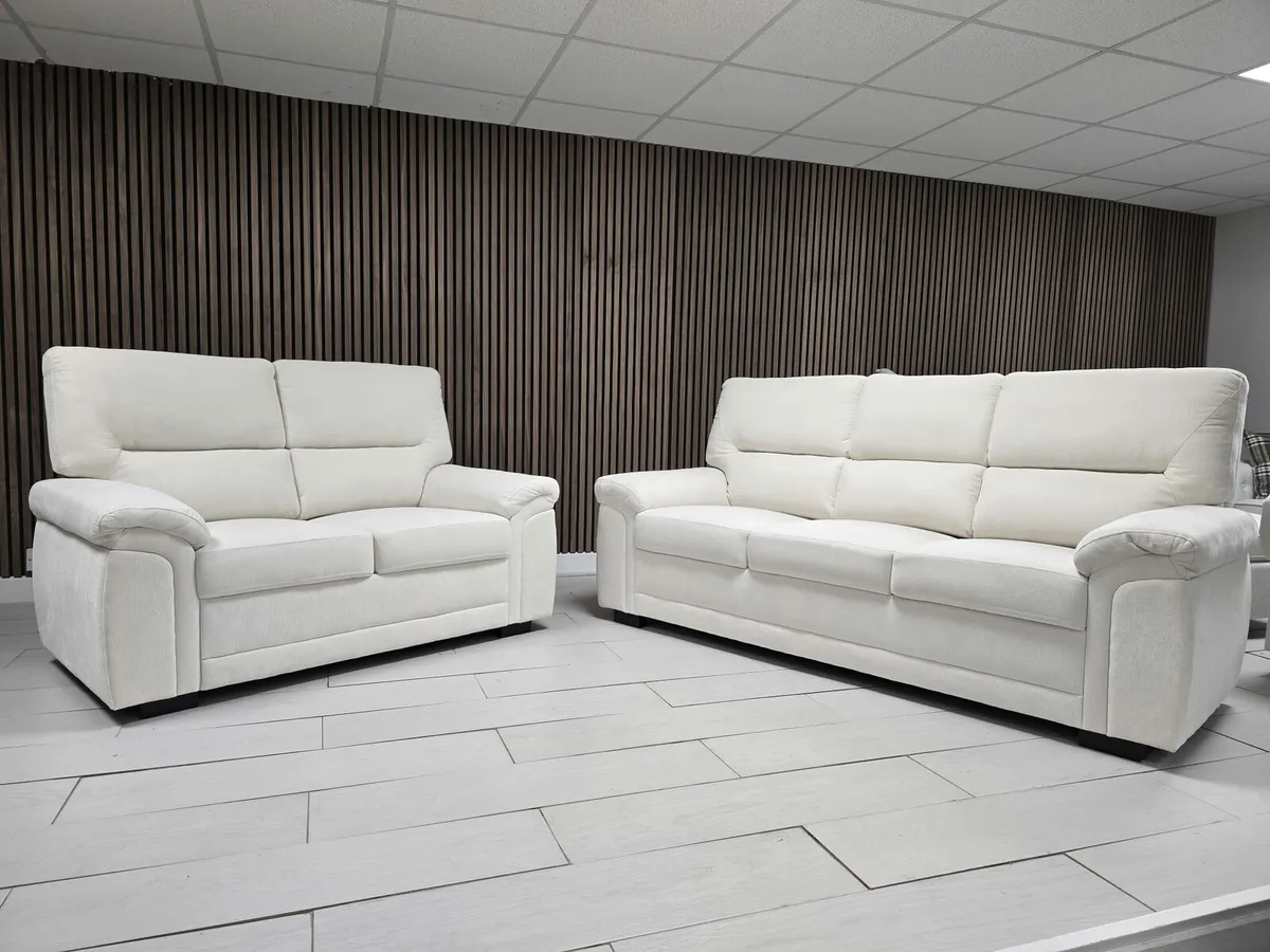 Brand New Gretal Sofas Balbriggan
Brand new sofas