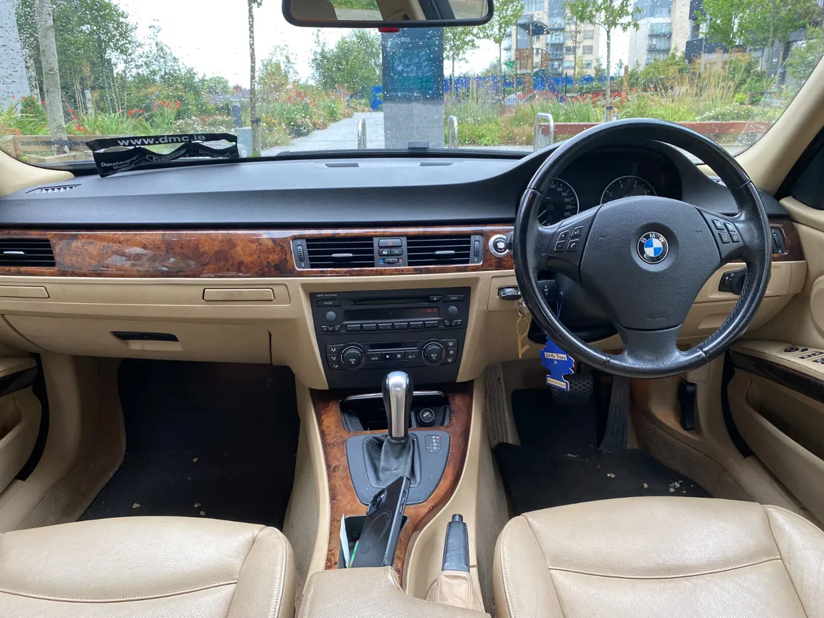 BMW 318i SE Automatic - Image 2