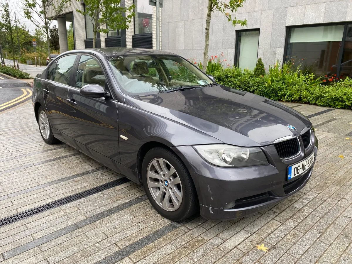 BMW 318i SE Automatic - Image 1