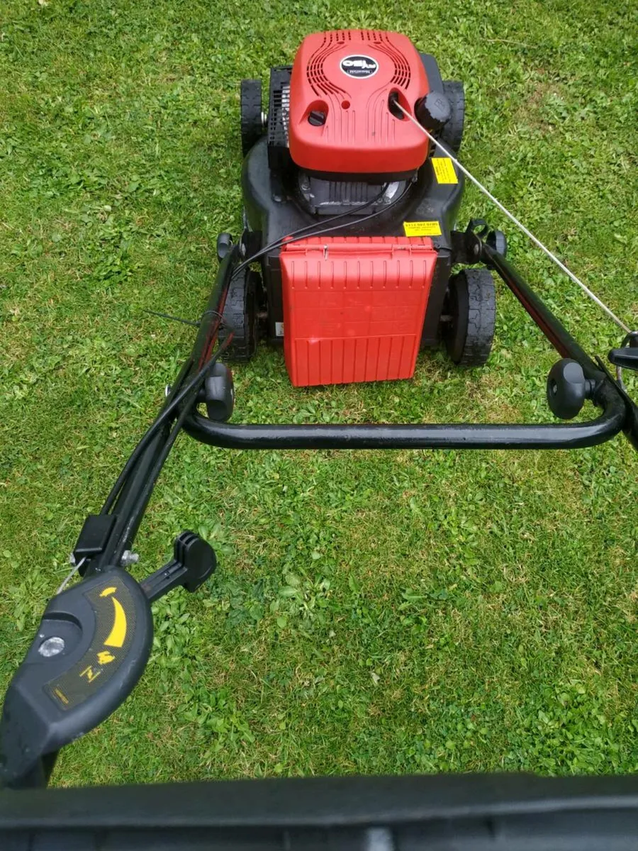 Mountfield lawnmower, excellent condition. - Image 3