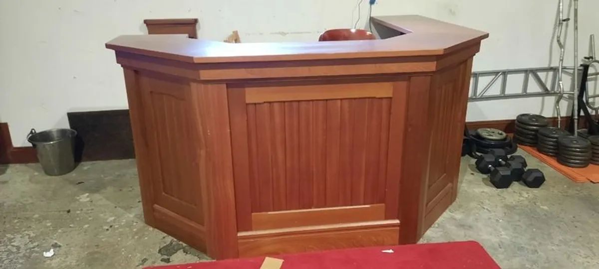 Home bar - Image 1