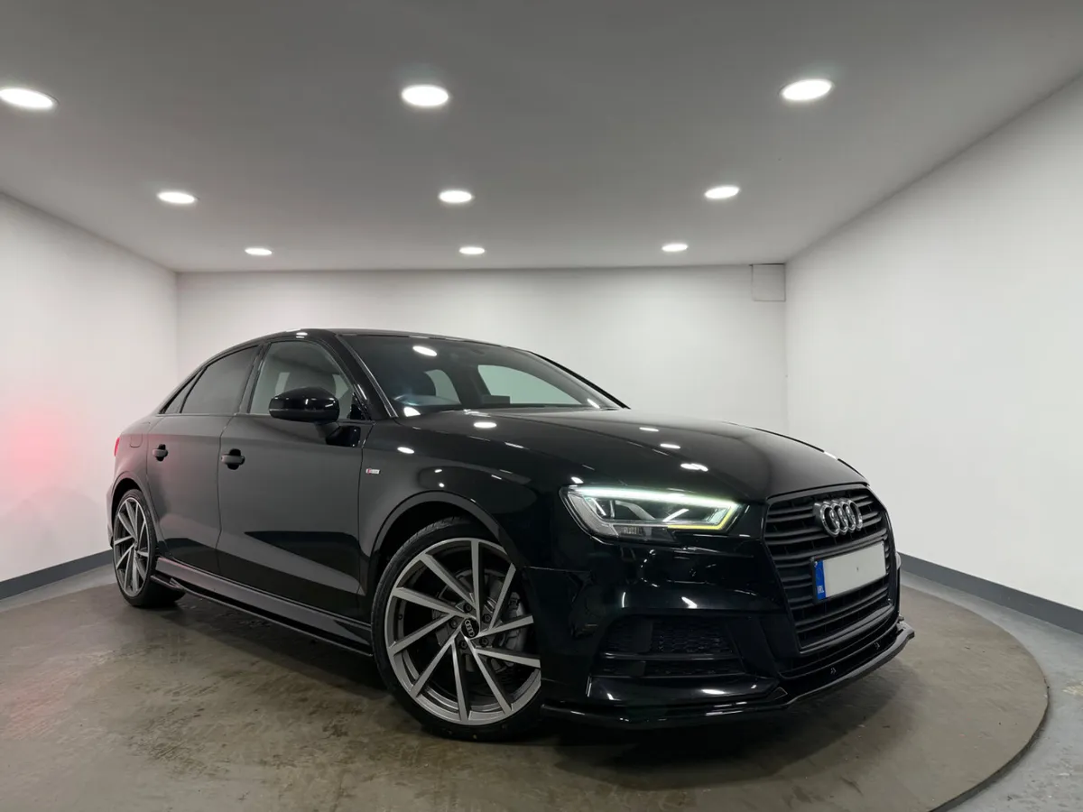 2017 Audi A3 1.6 TDI S LINE Black Edition - Image 4