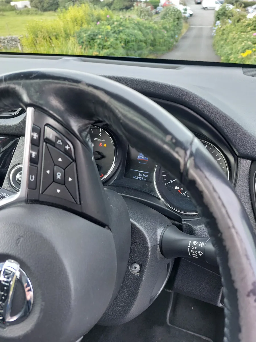 Nissan X-Trail 2017 7seater 1.6 Diesel - Image 4