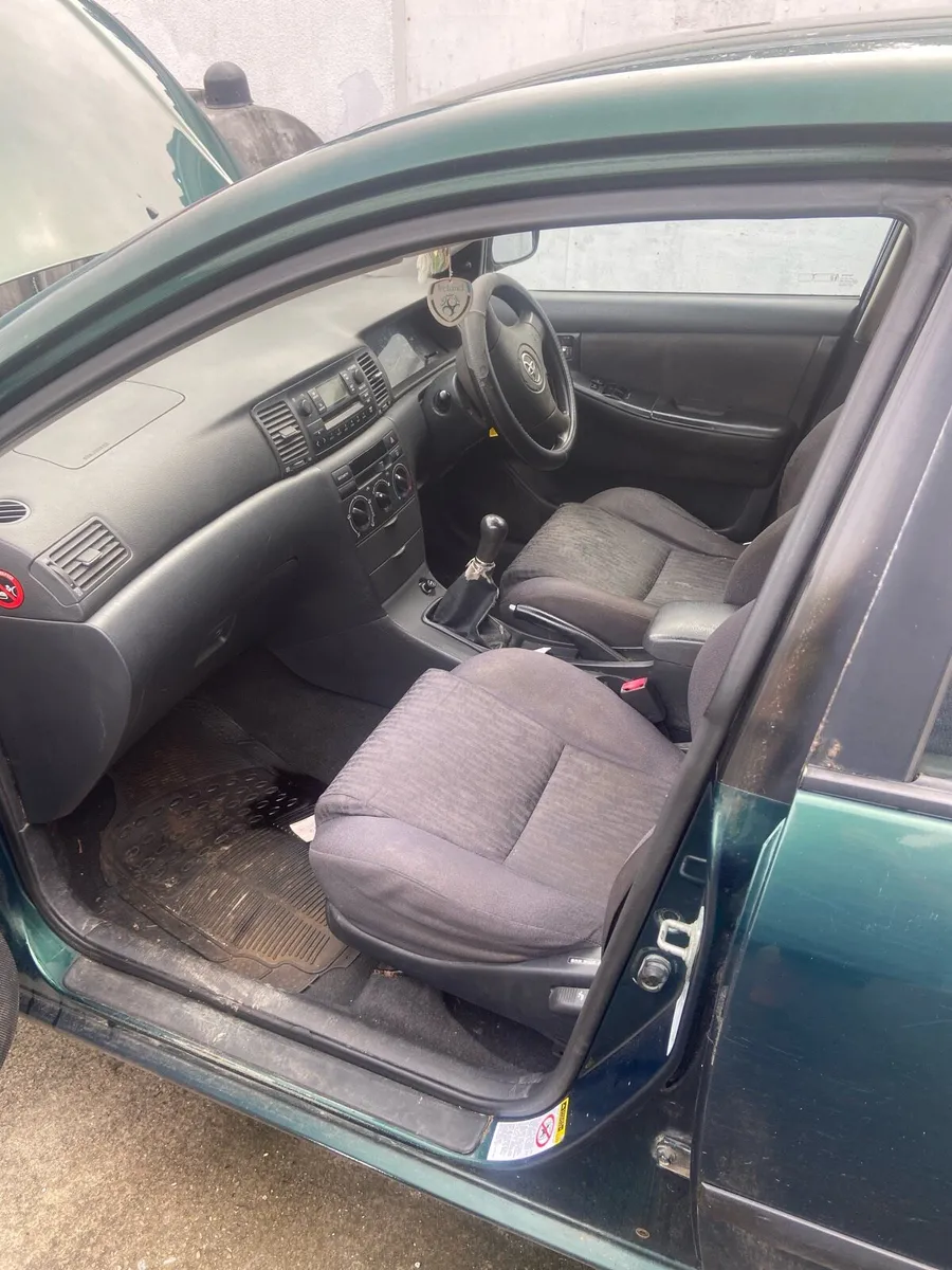 Toyota Corolla - Image 3