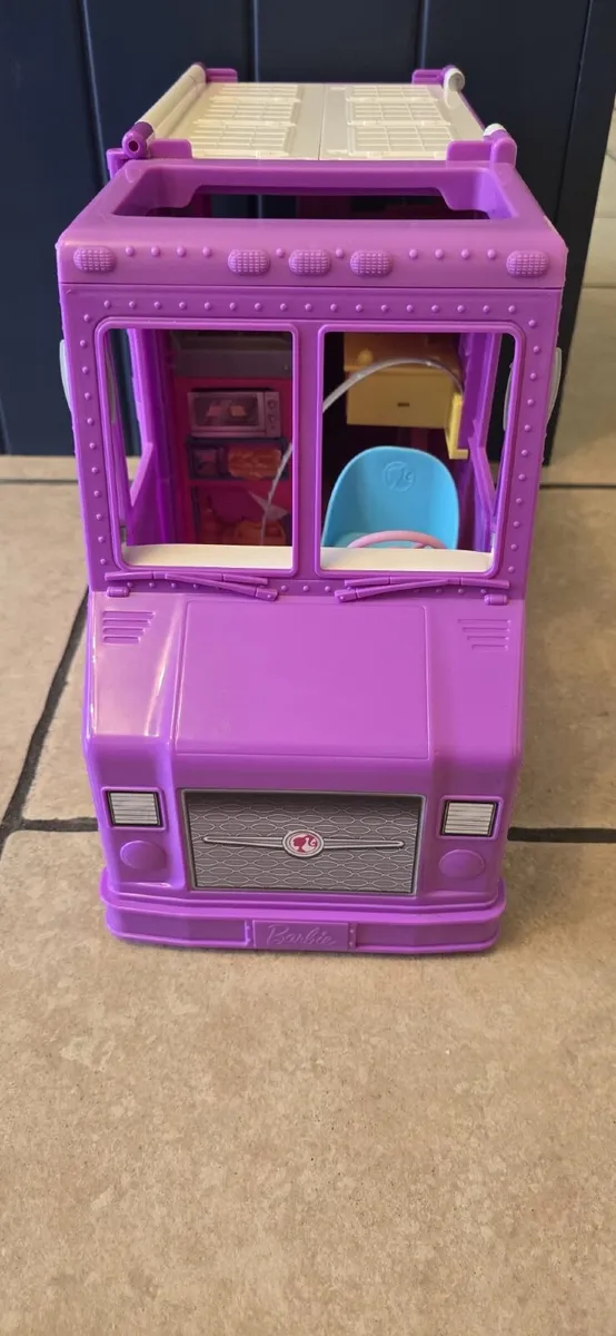 Barbie Food Truck - Image 4