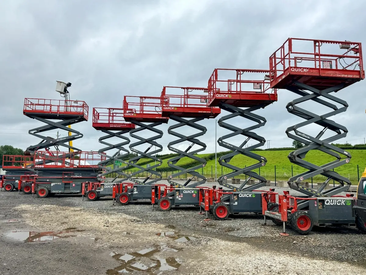 ACCESS EQUIPMENT AUCTION - Image 1