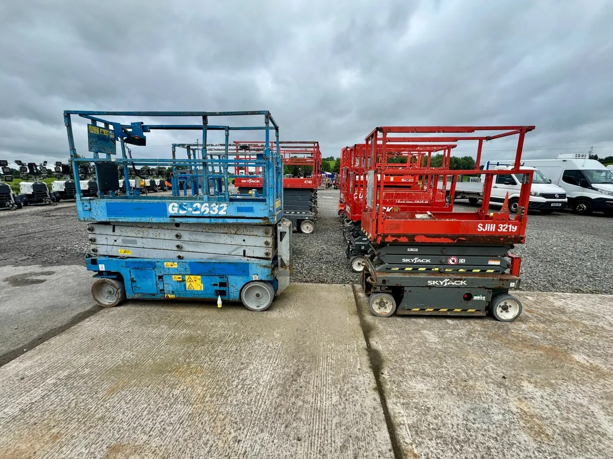 ACCESS EQUIPMENT AUCTION - Image 3