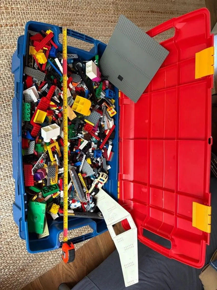 Massive Box of Lego - Image 1