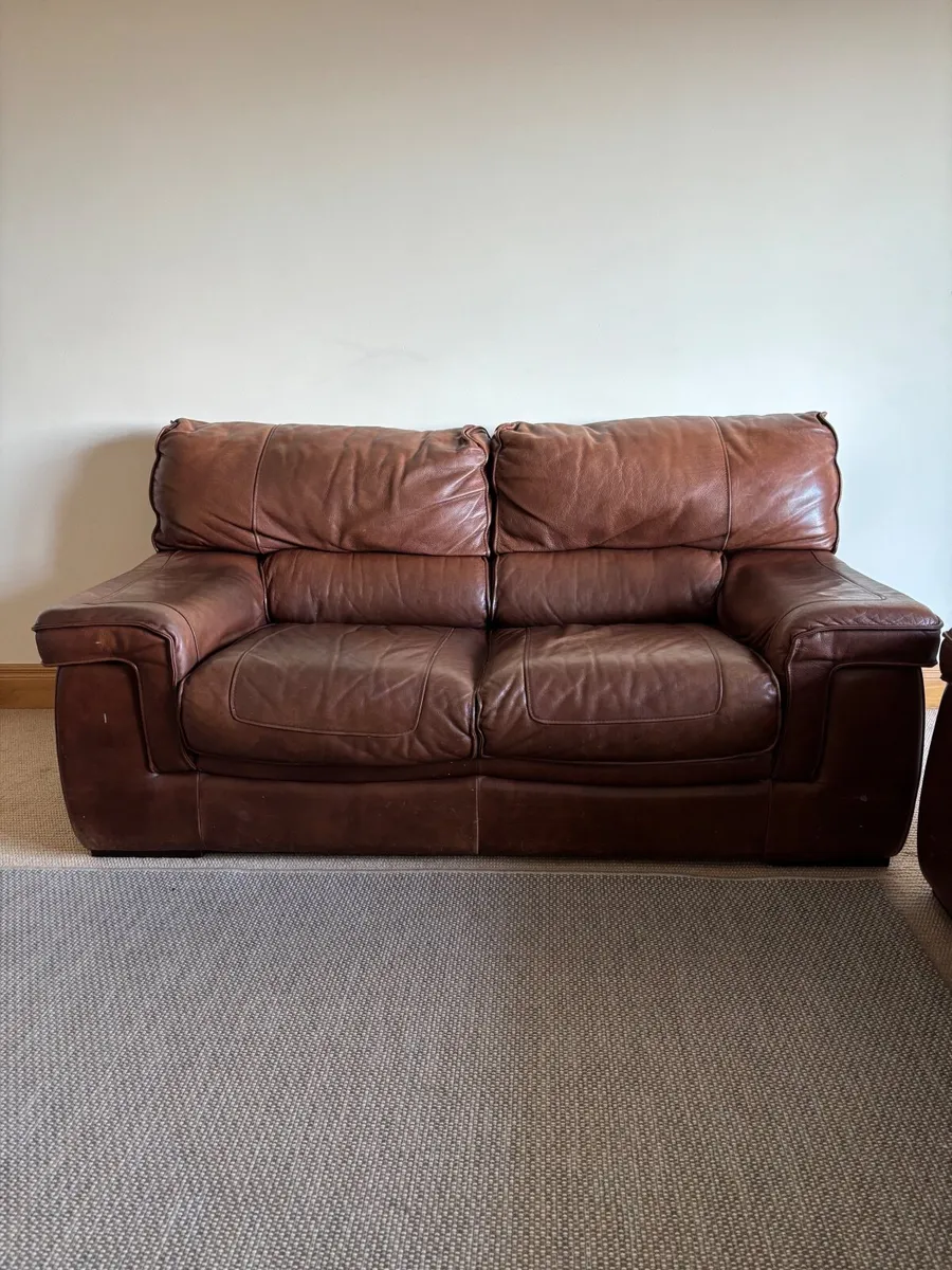 Leather sofa - Image 3