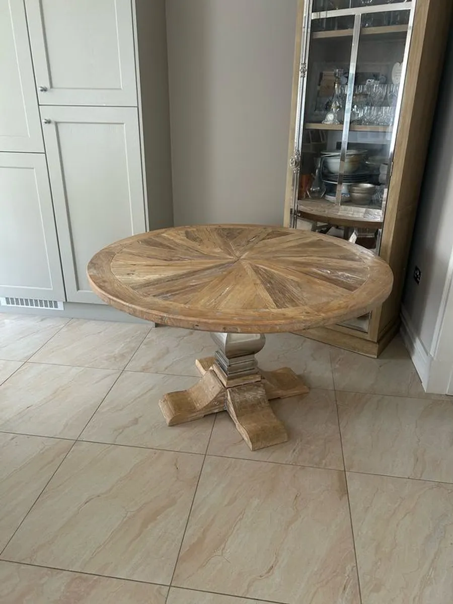 Solid wood round table for sale - Image 4