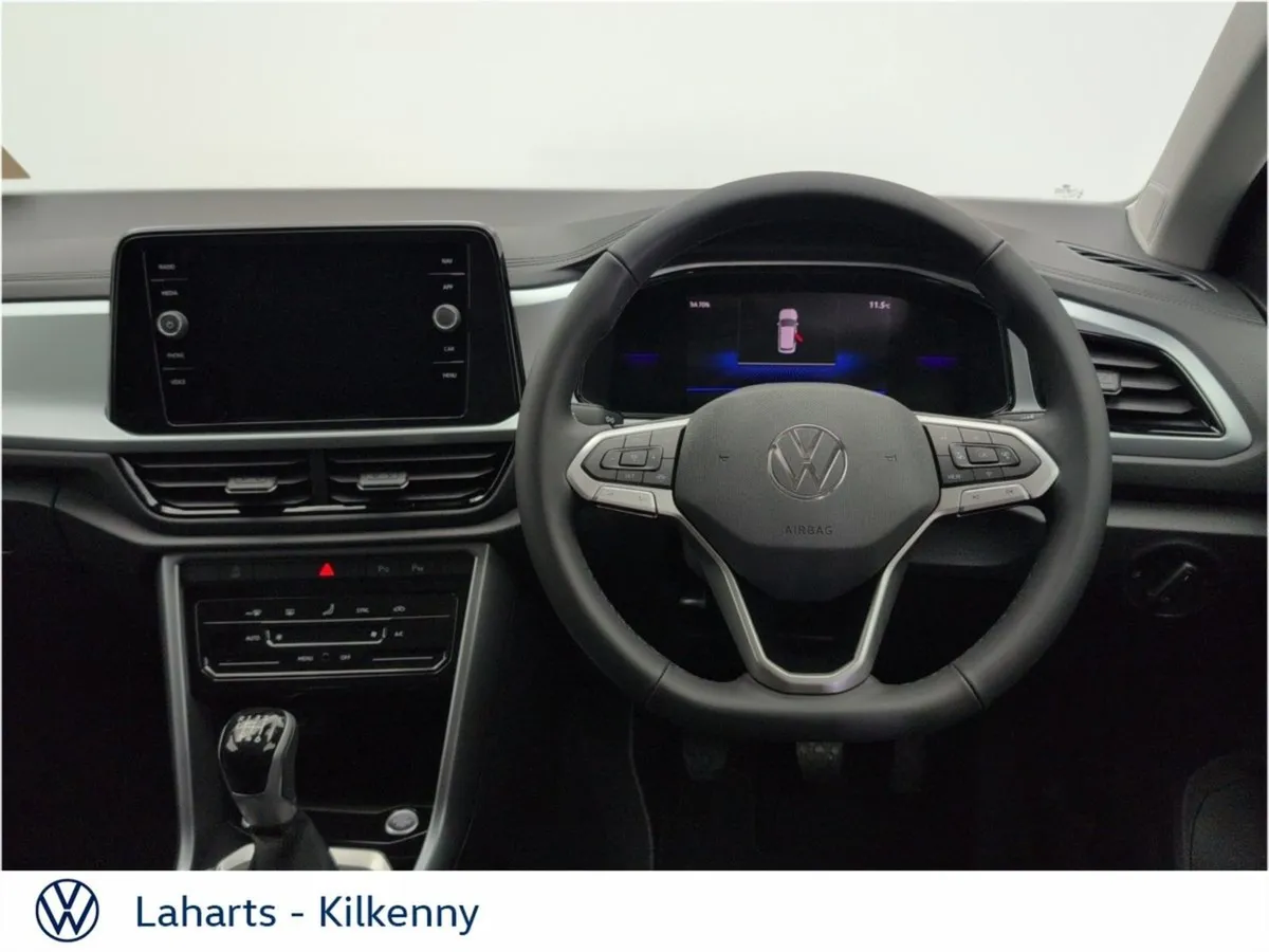 Volkswagen T-Roc Edition 75 2.0tdi 116HP - Image 3