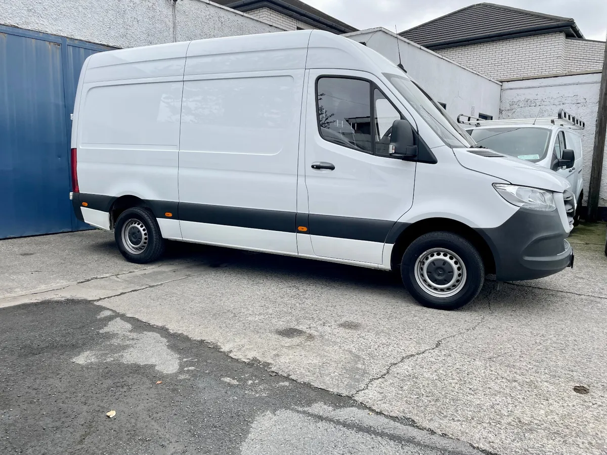 Mercedes-Benz Sprinter 315/36 2.0 CDI RWD H/R,2022 - Image 2