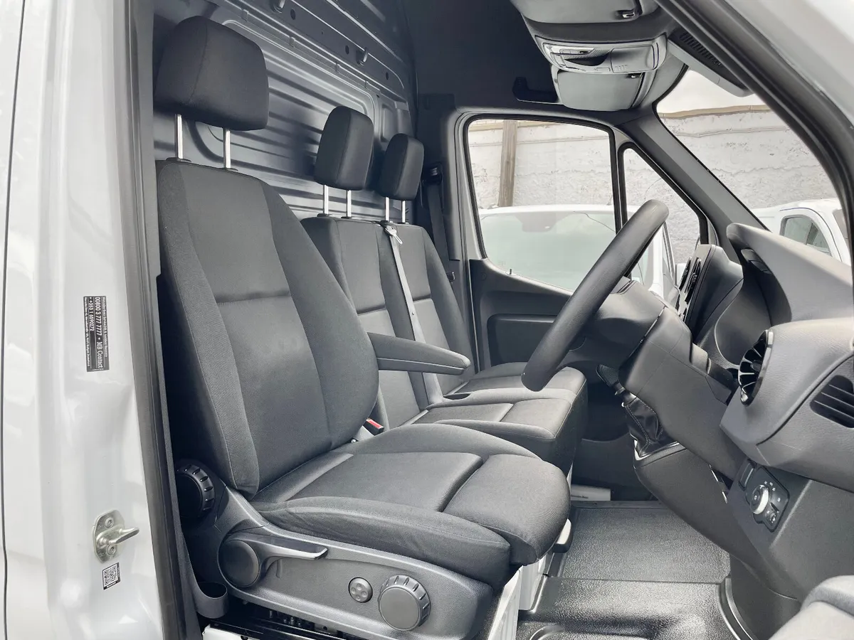 Mercedes-Benz Sprinter 315/36 2.0 CDI RWD H/R,2022 - Image 4