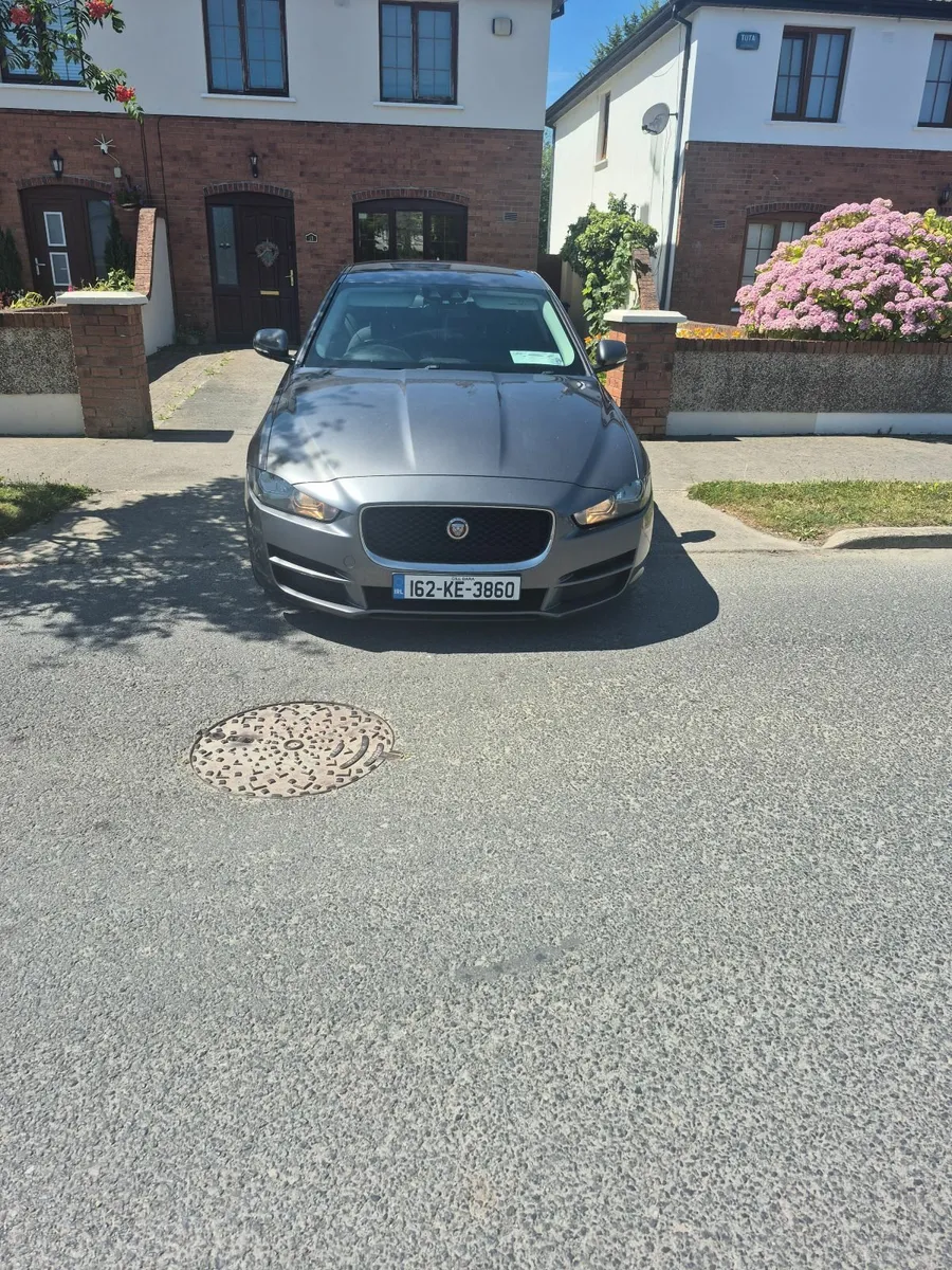 Jaguar XE 2016 - Image 1