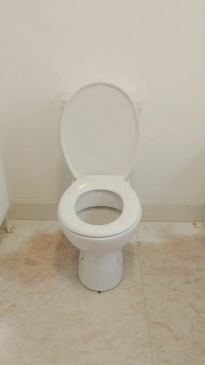 Toilet with seat, new unused, 3 available - Image 2