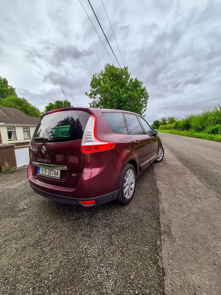 Renault Grand Scenic 2012 Bose - Image 4