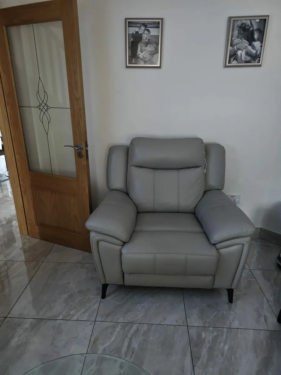 Sofa Suite - Image 2