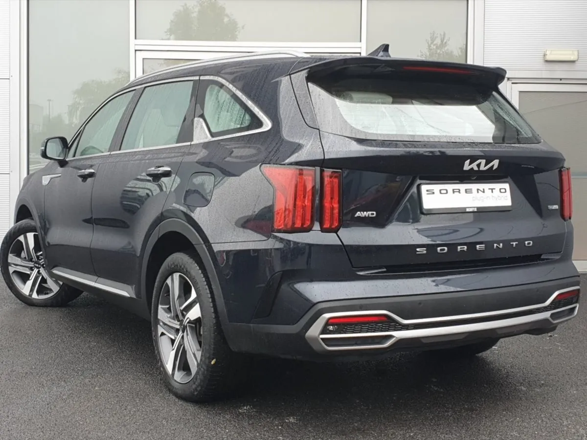 Kia Sorento 1.6 Phev K3 4X4 7 Seats - Image 3