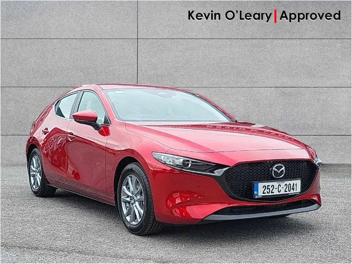 Mazda 3 5dr Centre-line 2.0 Sky-x 186PS - Image 1