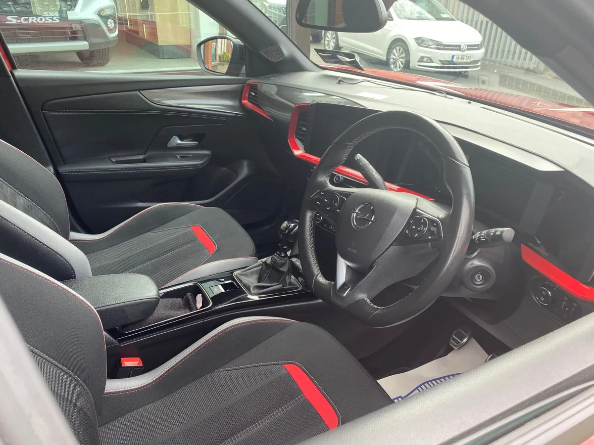 Opel Mokka SRI 1.2 2022 - Image 4