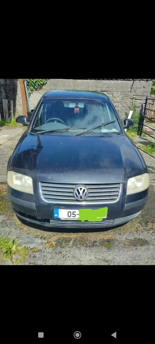 Volkswagen Passat 2005 - Image 1
