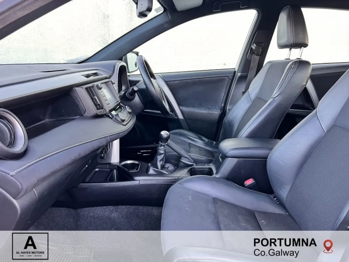Toyota Rav4 2.0 D-4d (143) 2WD Luna Sport - Image 4