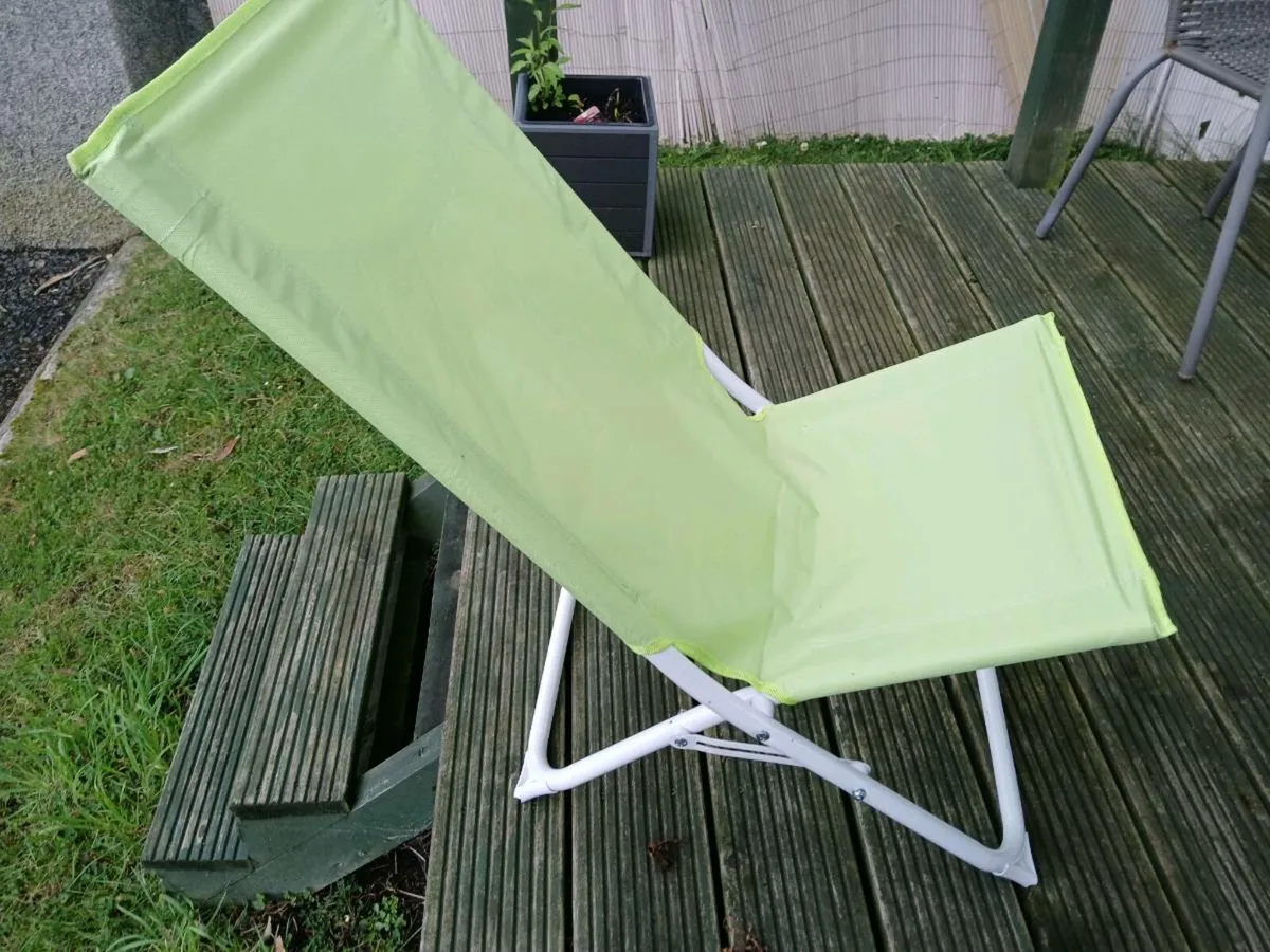 Beach chair - Image 2