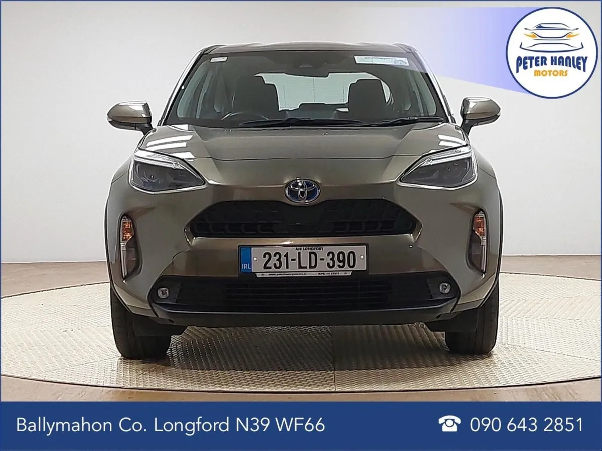 Toyota Yaris Cross 1.5 Hybrid CVT Luna - Image 3