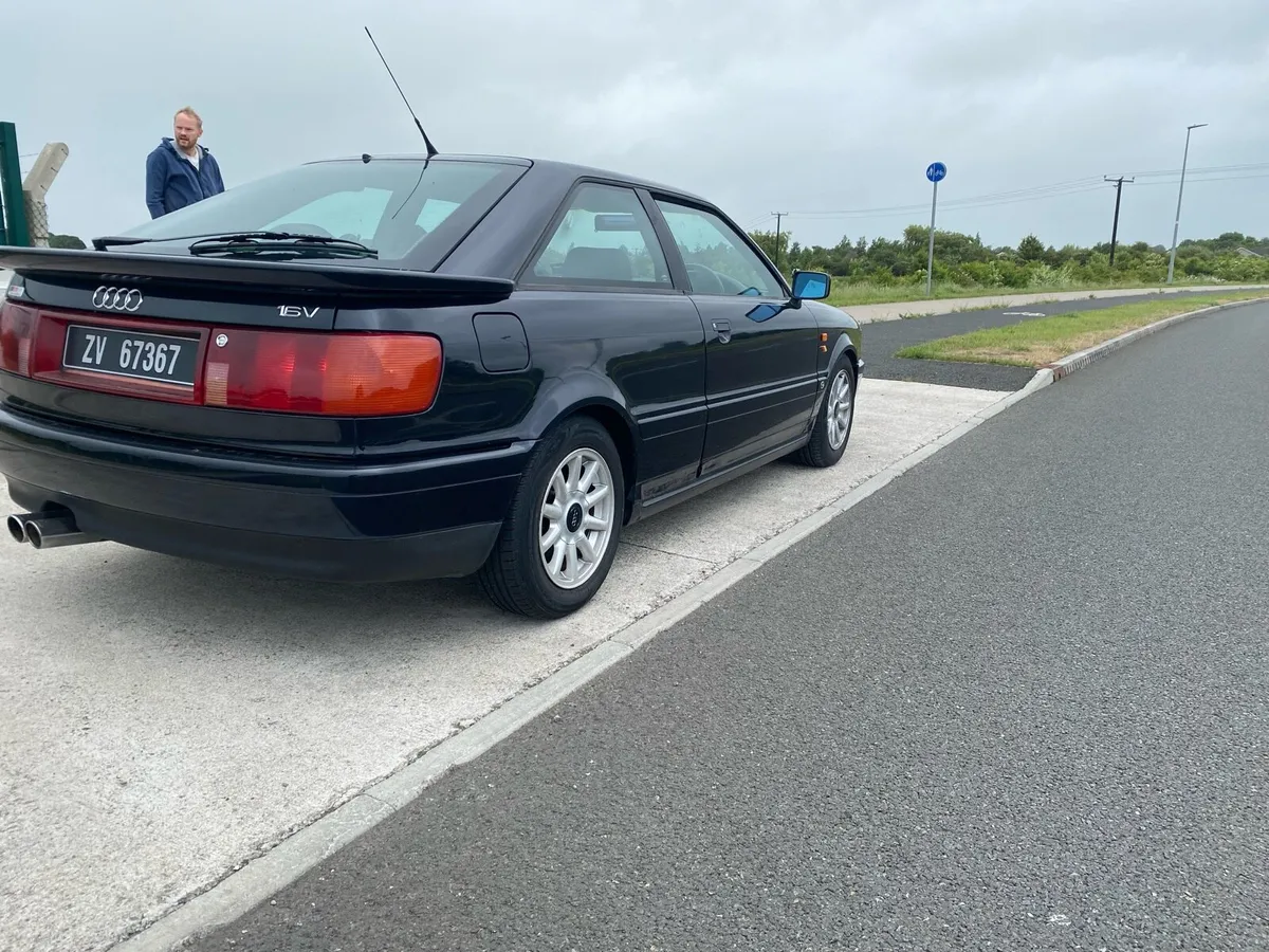 Audi Coupe 2.0 16V 1993 - Image 4