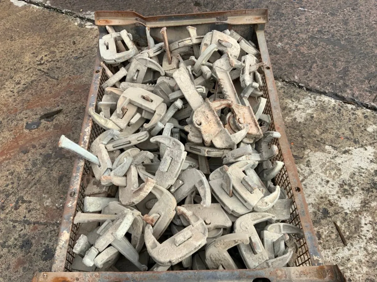 DOKA SHUTTERING FORMWORK  CLAMPS - Image 3